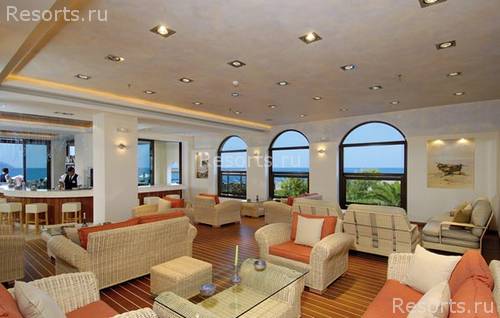 Pilot Beach Hotel 31